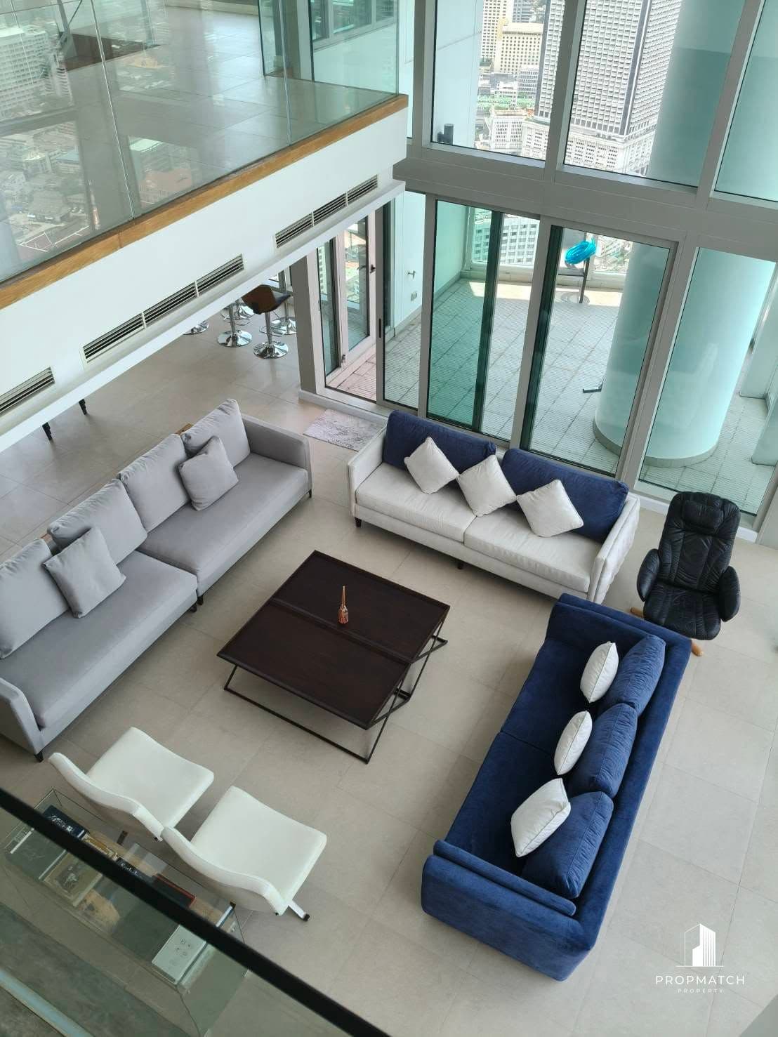 The River Condominium photo 2