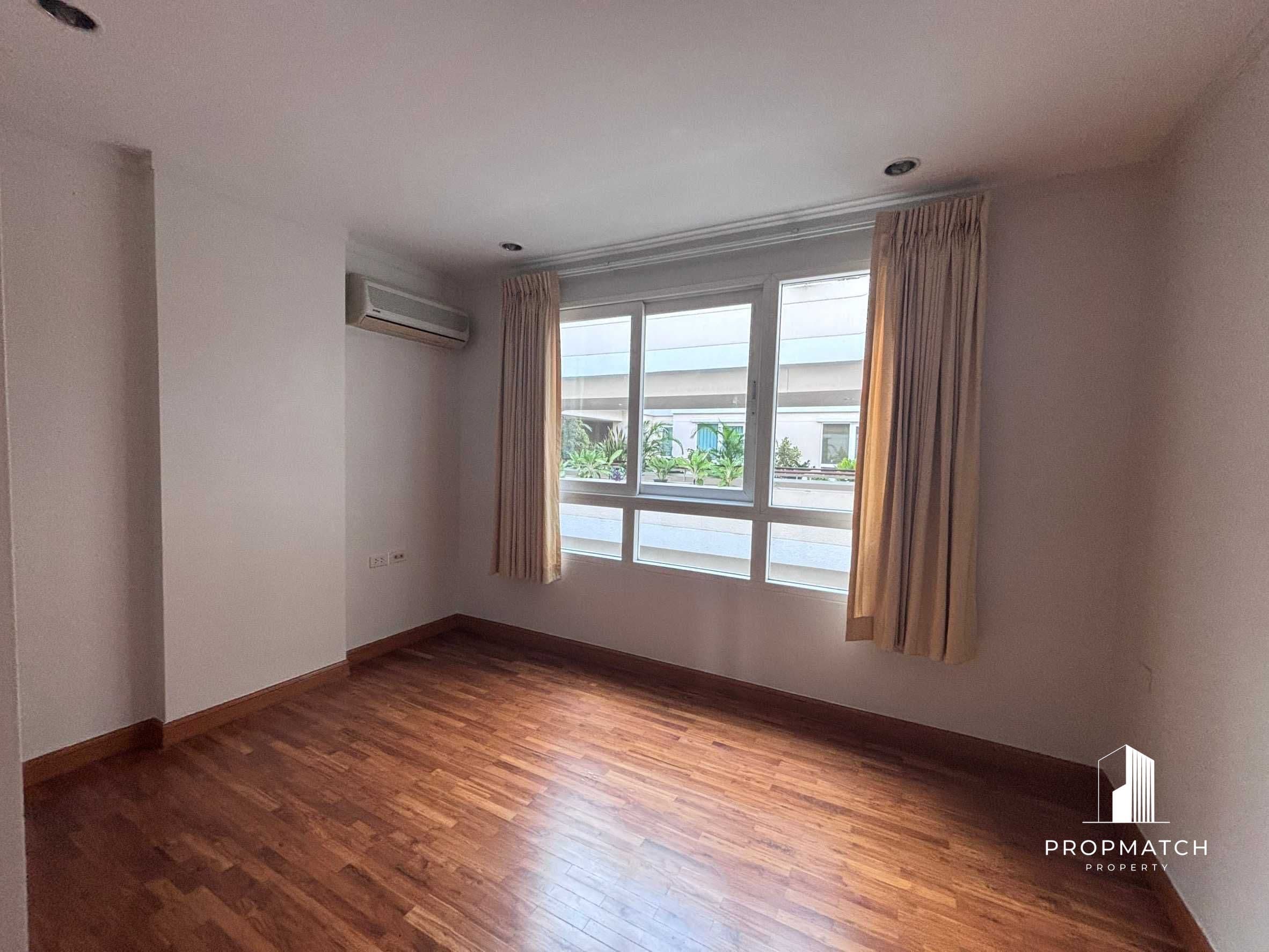 Baan Siri Sathorn Suanplu photo 3