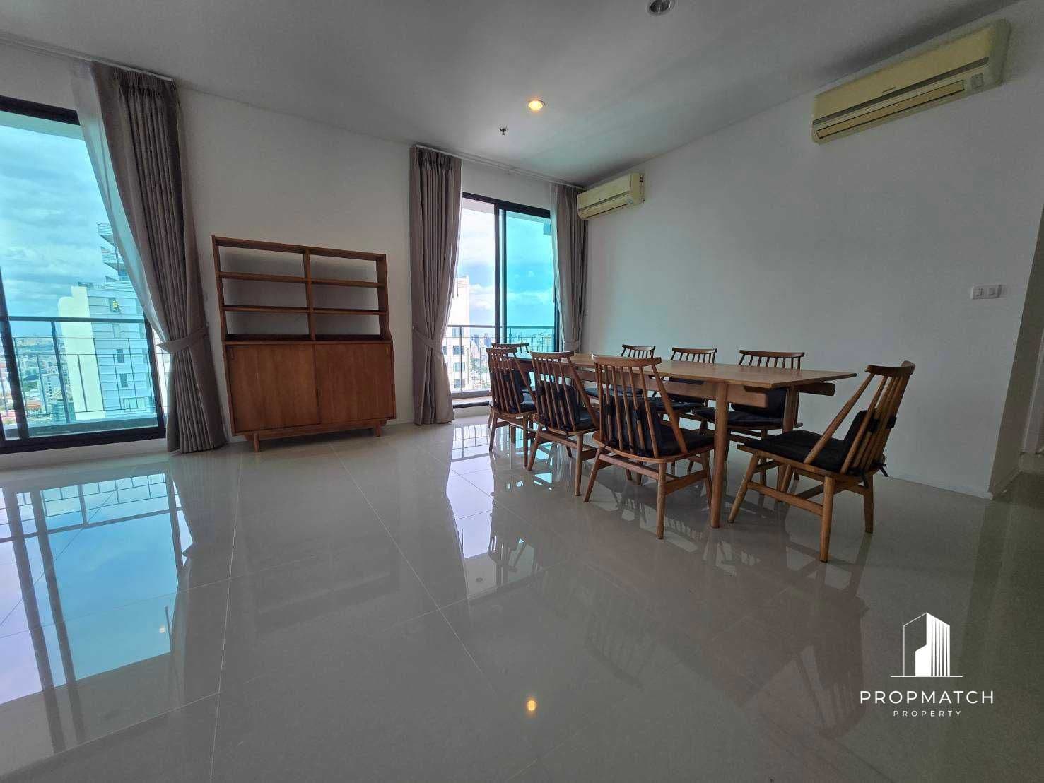 Villa Asoke photo 2