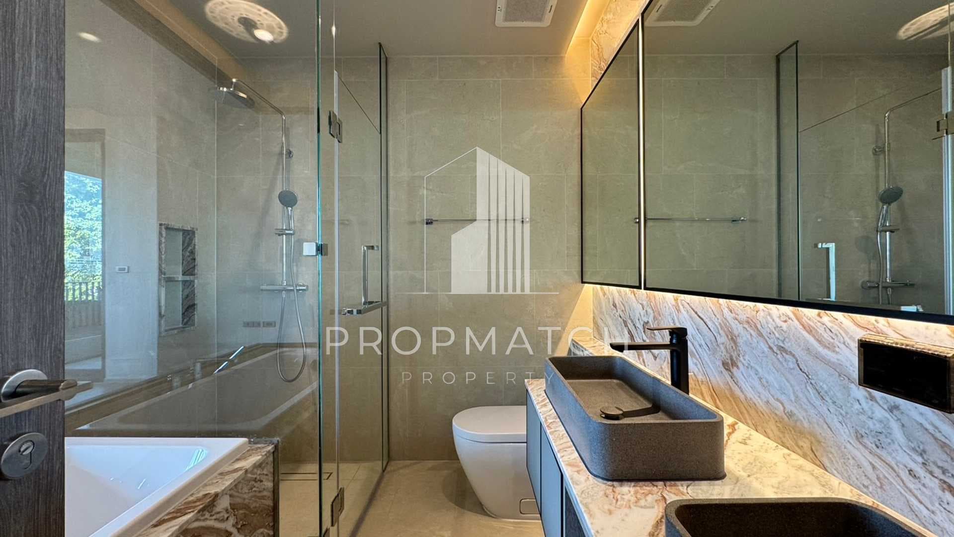 KALM Penthouse Ari