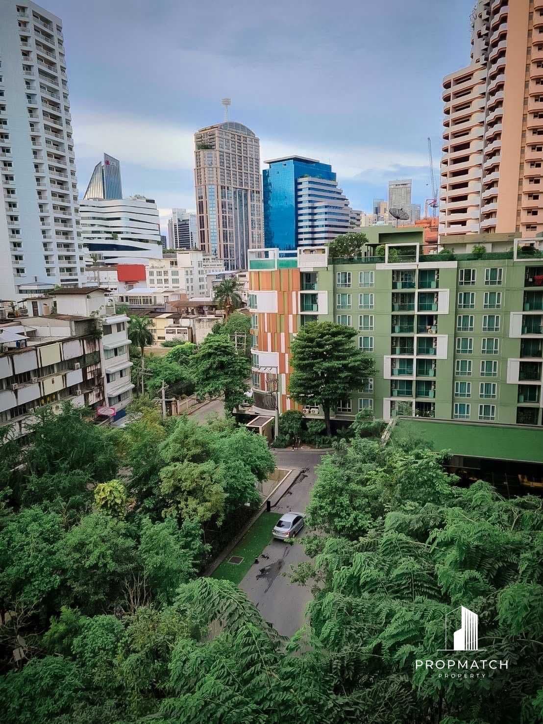 Noble Around Sukhumvit 33