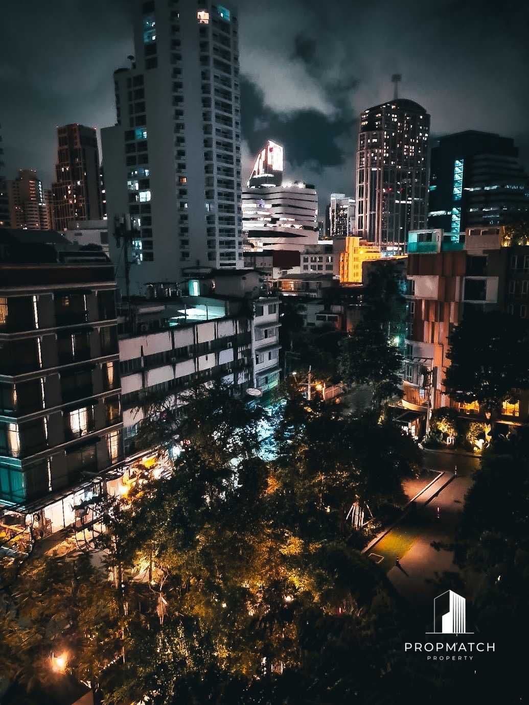 Noble Around Sukhumvit 33 photo 2
