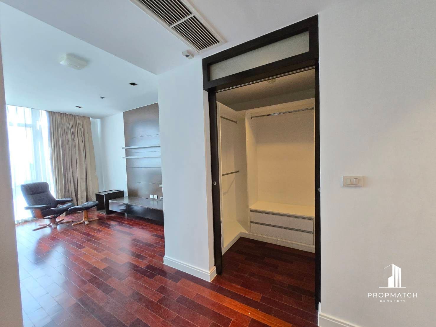 Athenee Residence