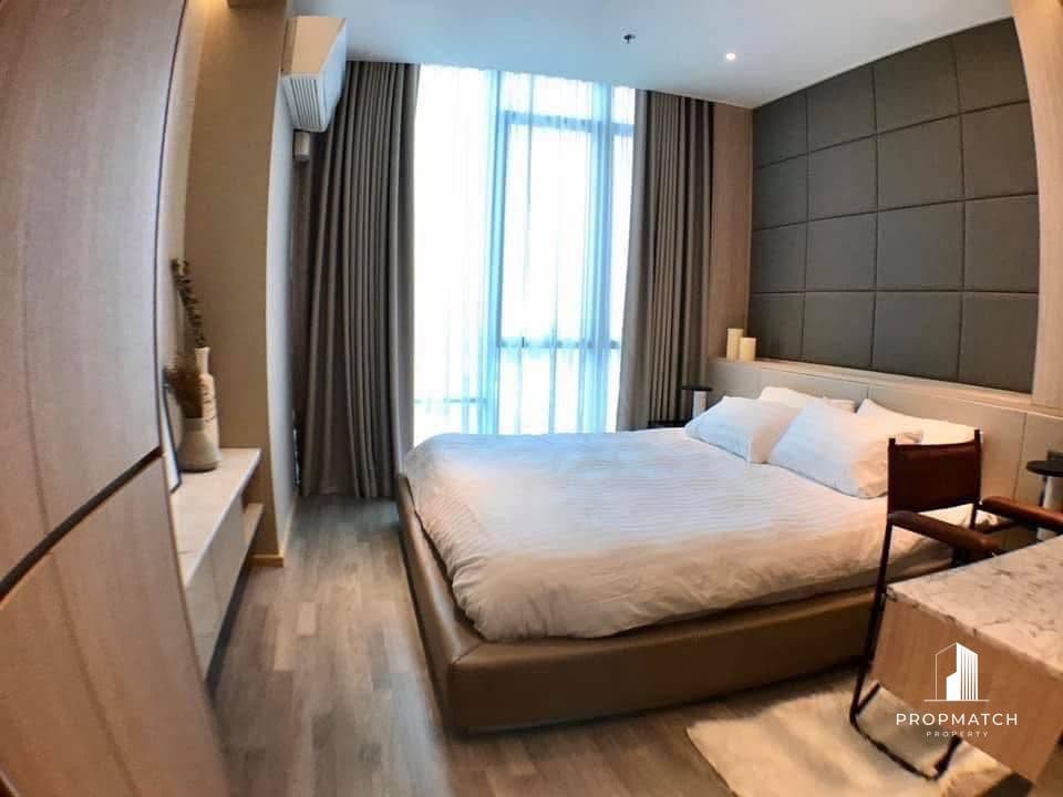 The Room BTS Wongwian Yai