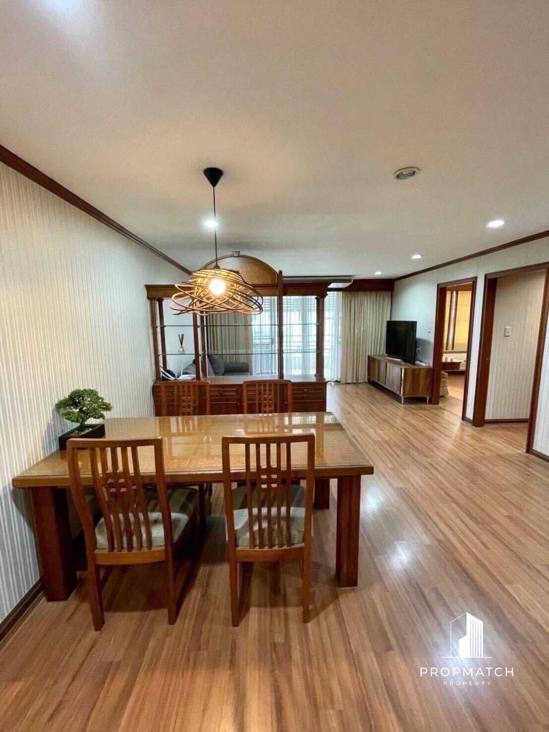 Acadamia Grand Tower photo 2