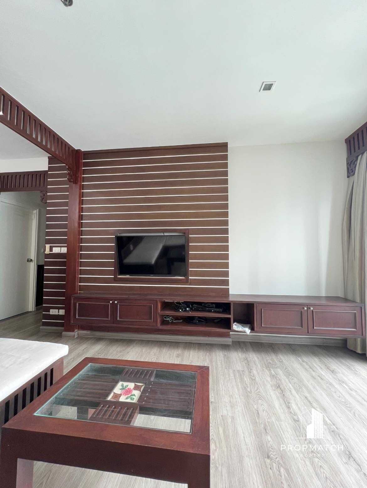 Noble Remix Thonglor