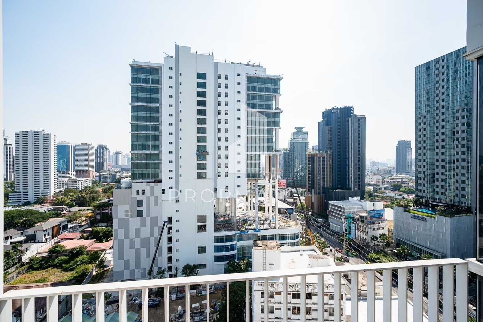 HQ Thonglor