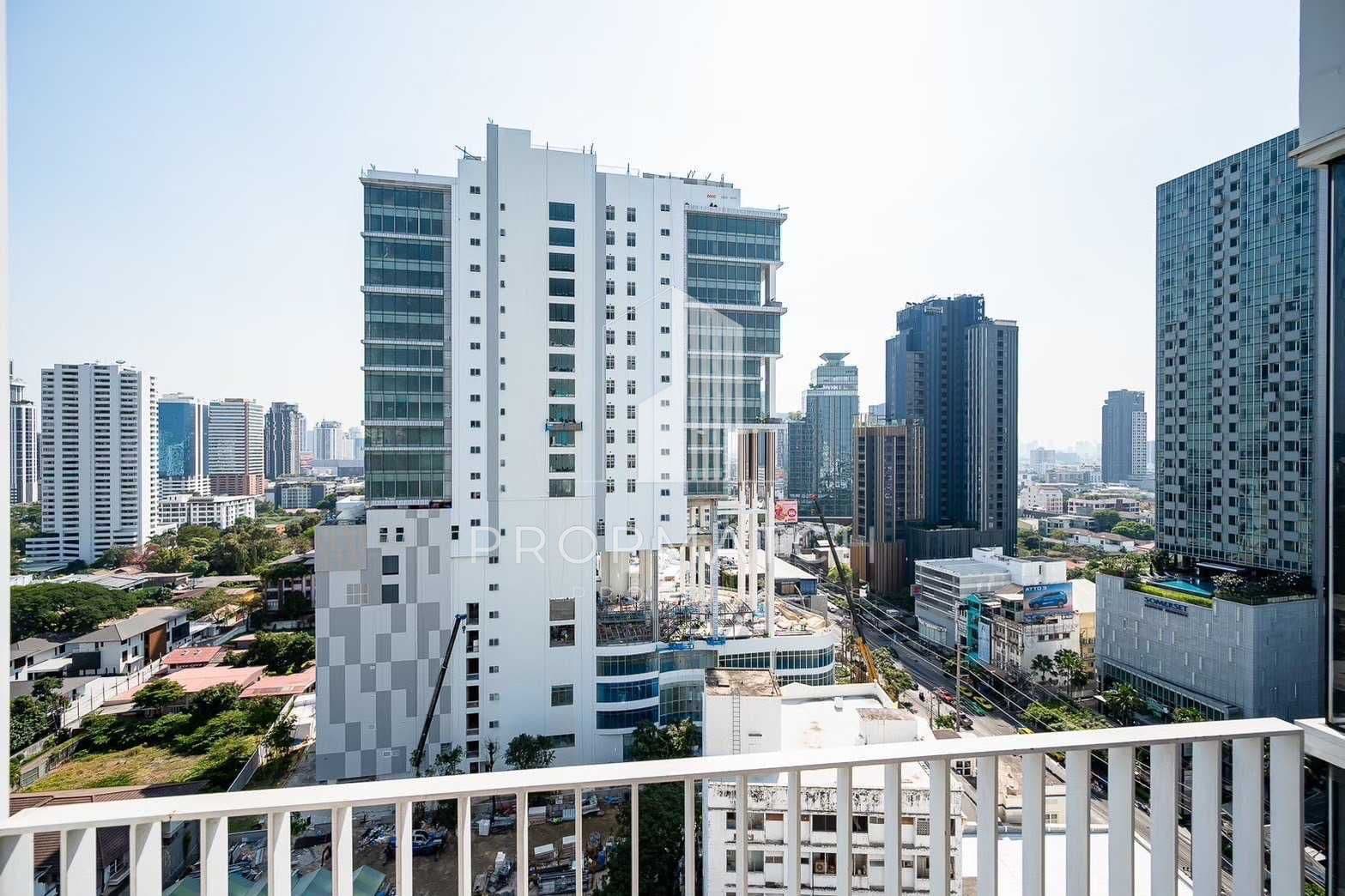 HQ Thonglor