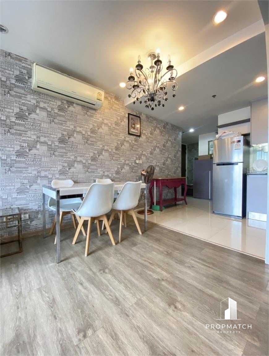15 Sukhumvit Residence