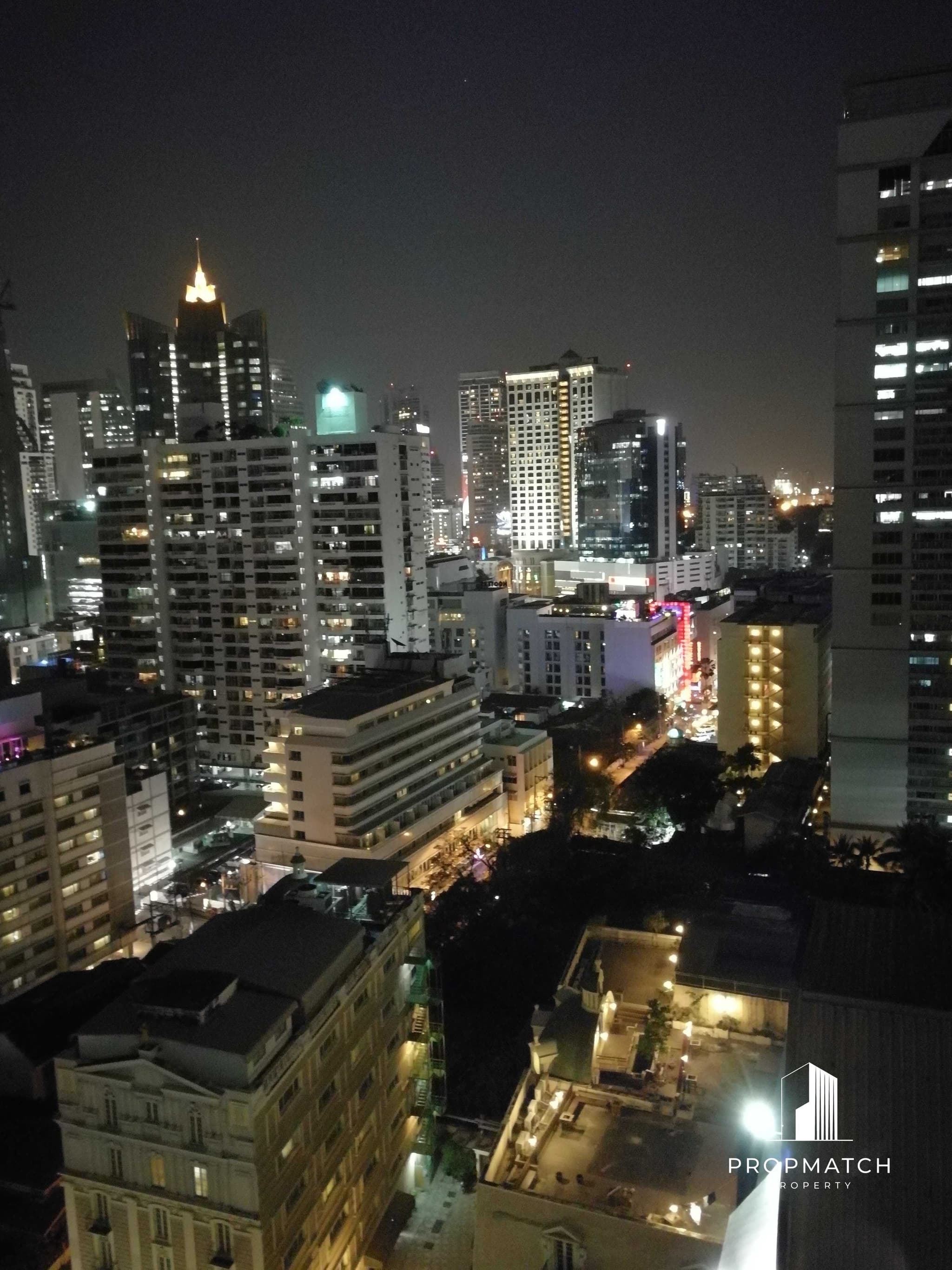 15 Sukhumvit Residence