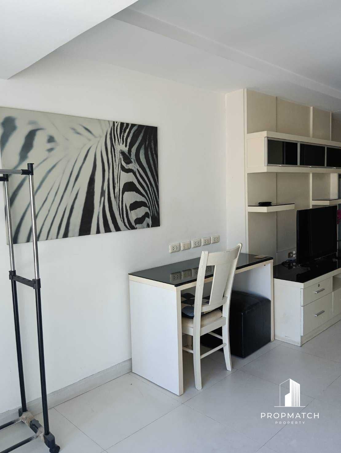 The Trendy Sukhumvit 13 photo 3